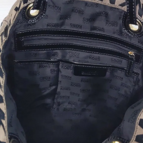 MICHAEL KORS Signature Jet Set Logo Tote Bag - Picture 5 of 7